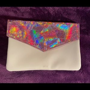 3/$10 Brand new, never used Ipsy makeup bag. Regular size.